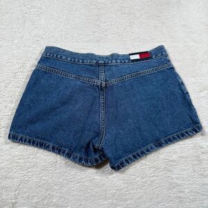 Vintage Y2K Tommy Hilfiger Women’s Denim Jean Shorts